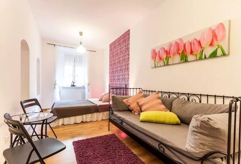 The Secret Garden Apartment Jozefa