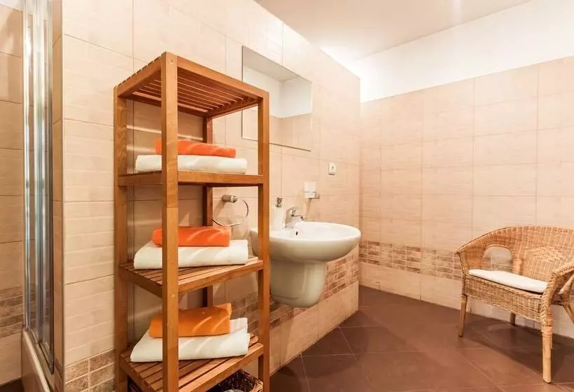 The Secret Garden Apartment Jozefa