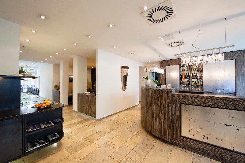 Burns Art & Culture Suitehotel