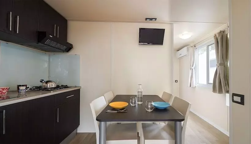 Camping Village Laguna Blu