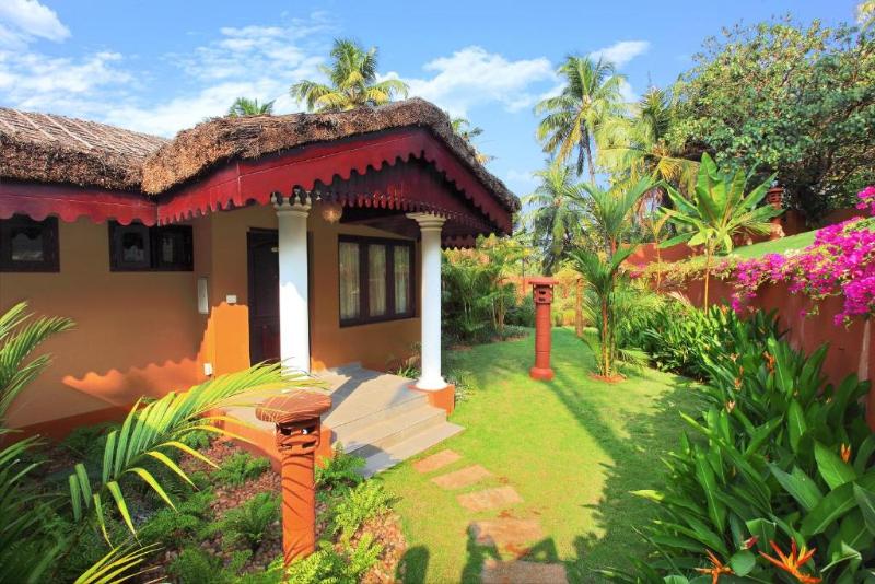 Fragrant Nature Backwater Resort & Ayurveda Spa Kollam