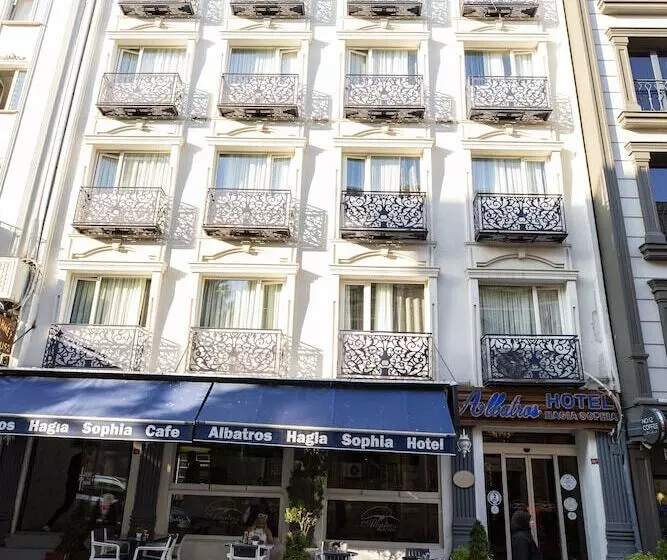 Otel Albatros Hagia Sophia