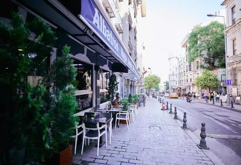 Otel Albatros Hagia Sophia