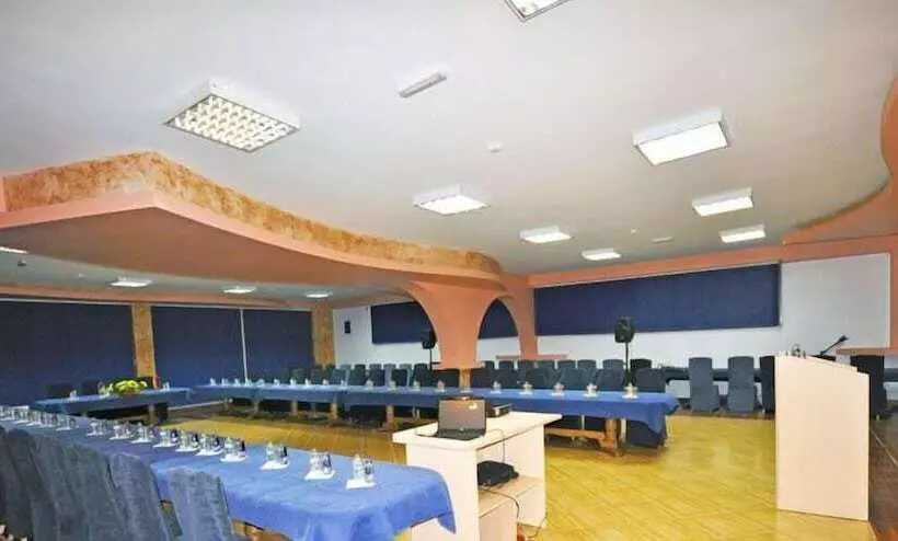 هتل Bm International