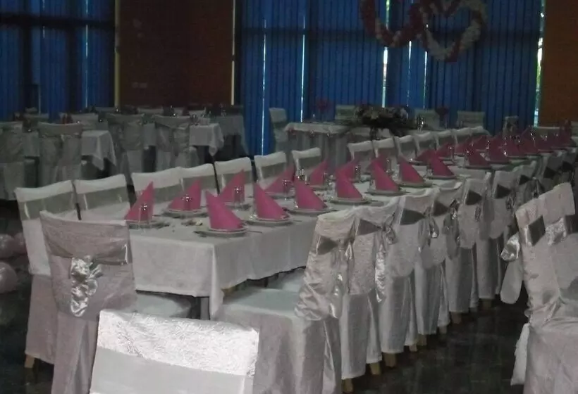 هتل Bm International