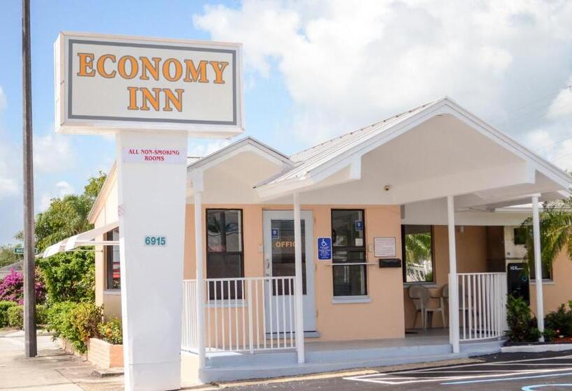 ホテル Economy Inn