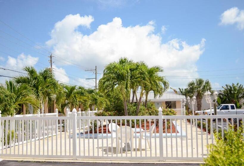 ホテル Economy Inn