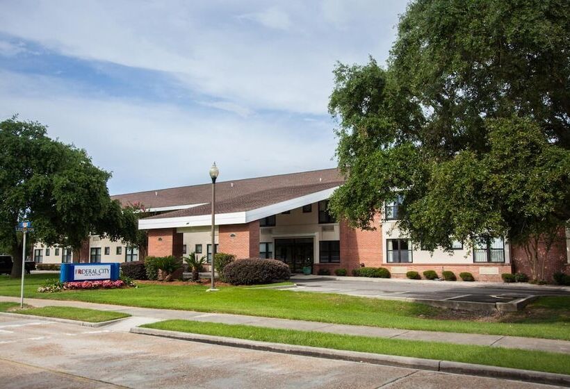 فندق Federal City Inn & Suites