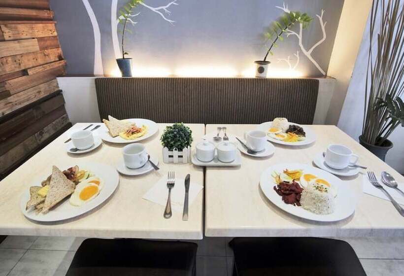 Fersal Hotel Neptune Makati