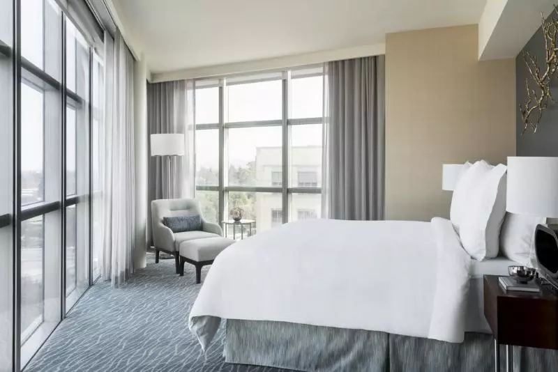 Four Seasons Hotel Silicon Valley At East Palo Alto