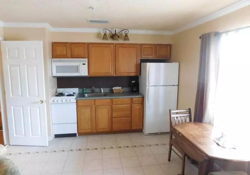 酒店 Hibiscus Suites Sarasota