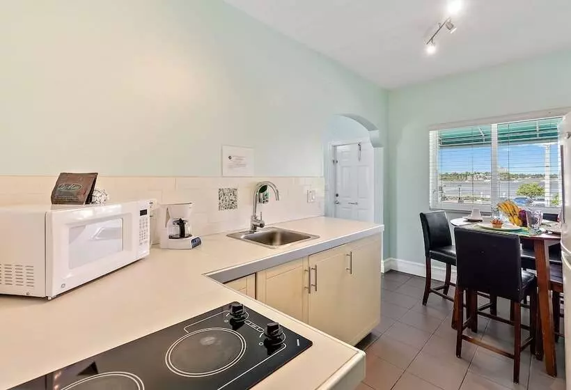 Hotel Hollywood Beachside Boutique Suite