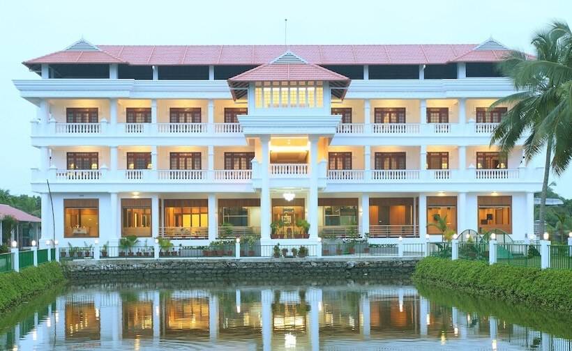 ホテル Pj Princess Regency