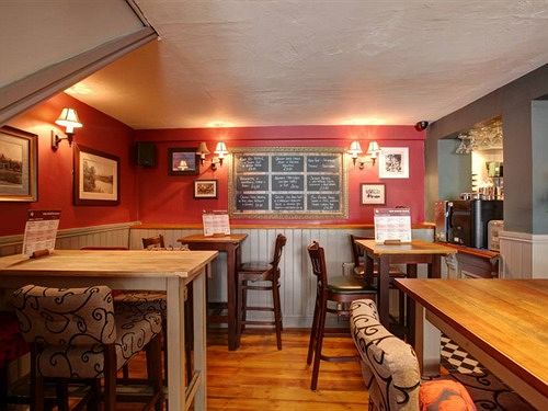 酒店 The White Hart