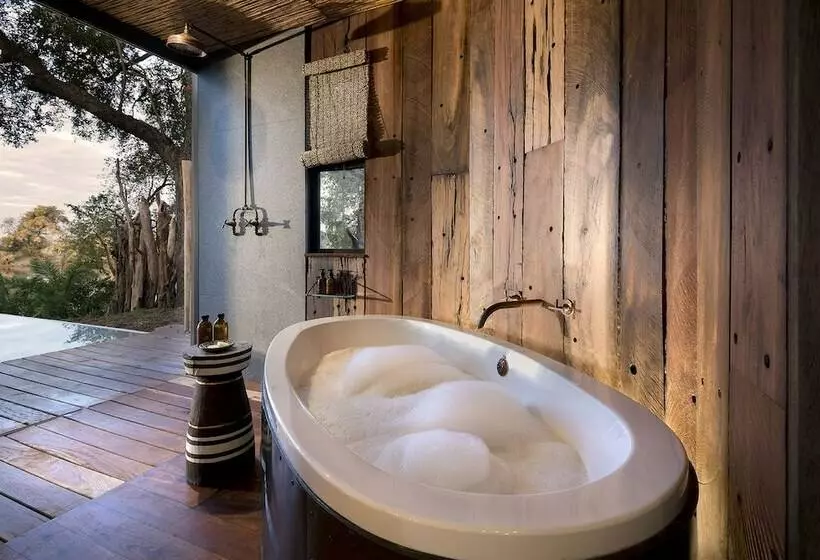 هتل Thorntree River Lodge