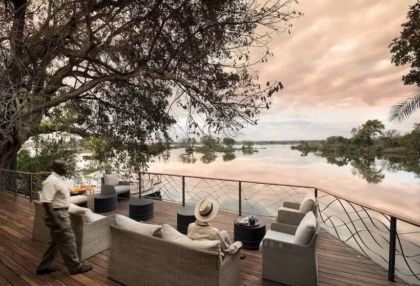 هتل Thorntree River Lodge