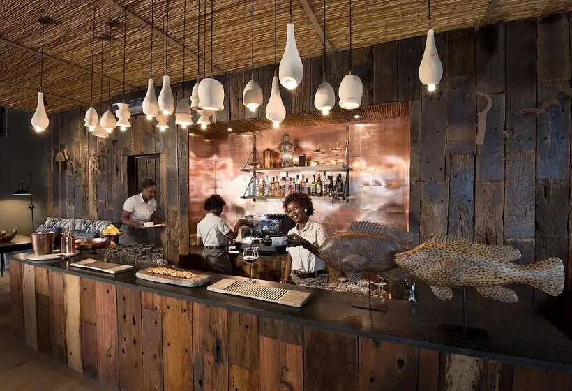 هتل Thorntree River Lodge