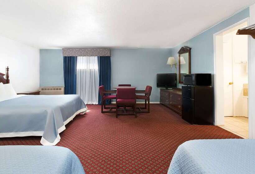 בית מלון כפרי Travelodge By Wyndham Las Vegas Nm