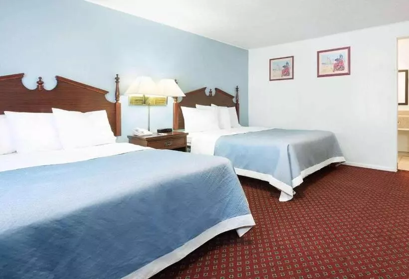호텔 Travelodge By Wyndham Las Vegas Nm