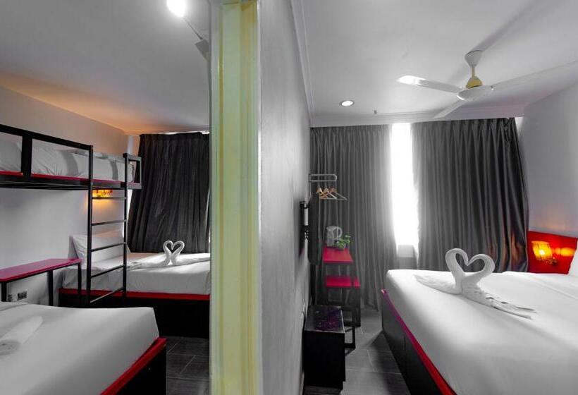 Tune Hotel   Waterfront Kuching