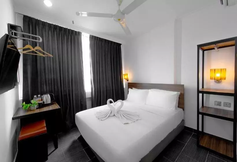 Tune Hotel Waterfront Kuching