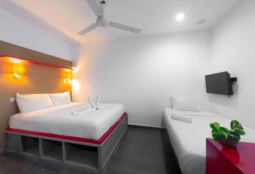 Tune Hotel   Waterfront Kuching