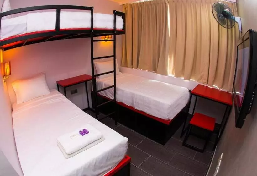 Tune Hotel Waterfront Kuching