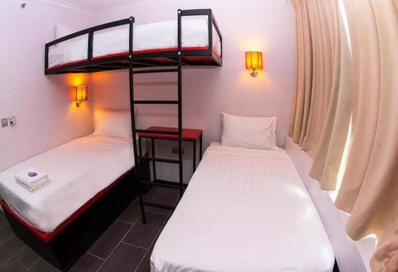 Tune Hotel Waterfront Kuching