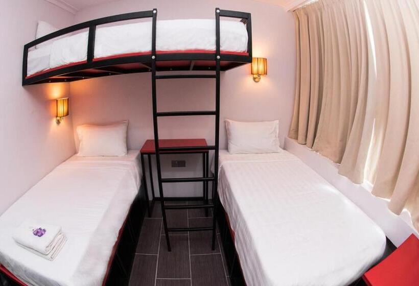 Tune Hotel   Waterfront Kuching