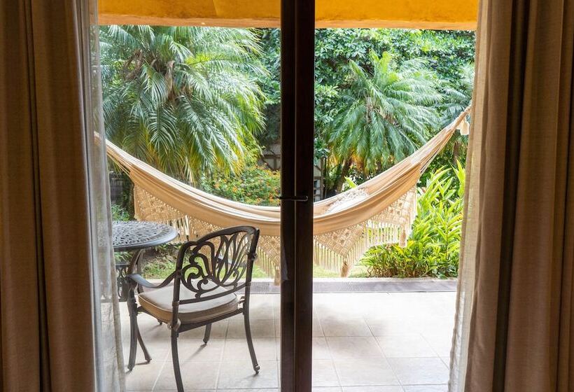 ホテル Valle Escondido Wellness Resort