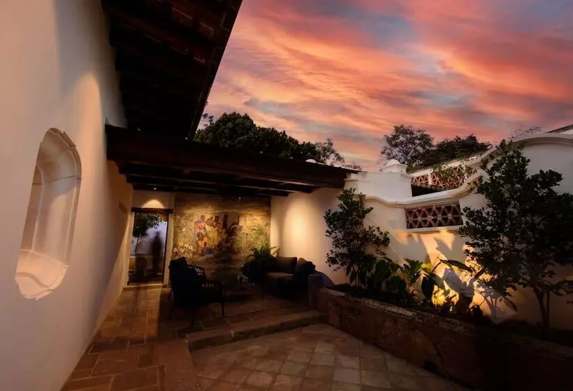 هتل Villa Las Mil Flores