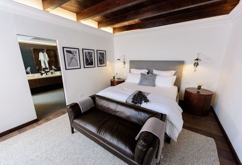 هتل Villa Las Mil Flores