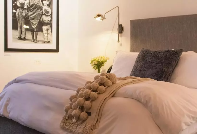 هتل Villa Las Mil Flores