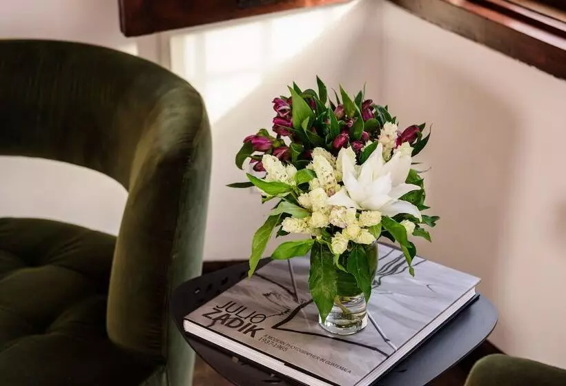 هتل Villa Las Mil Flores