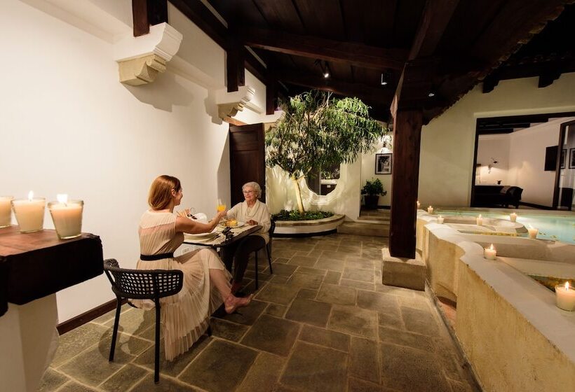 هتل Villa Las Mil Flores