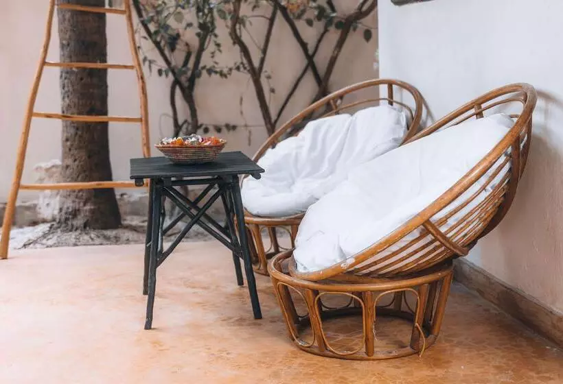 Hotel Zoi Beach House