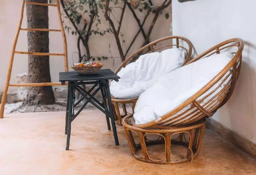 Hotel Zoi Beach House