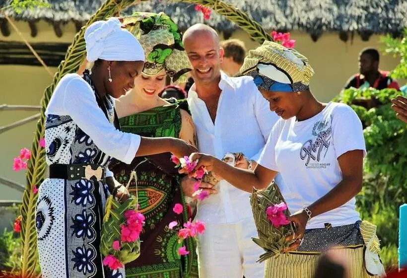 Paradise Beach Resort & Spa