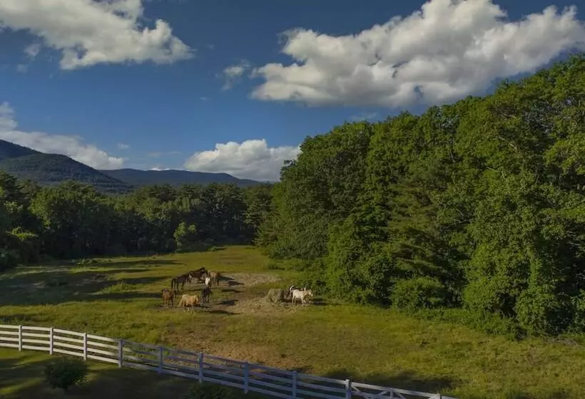 Roaring Brook Ranch Resort
