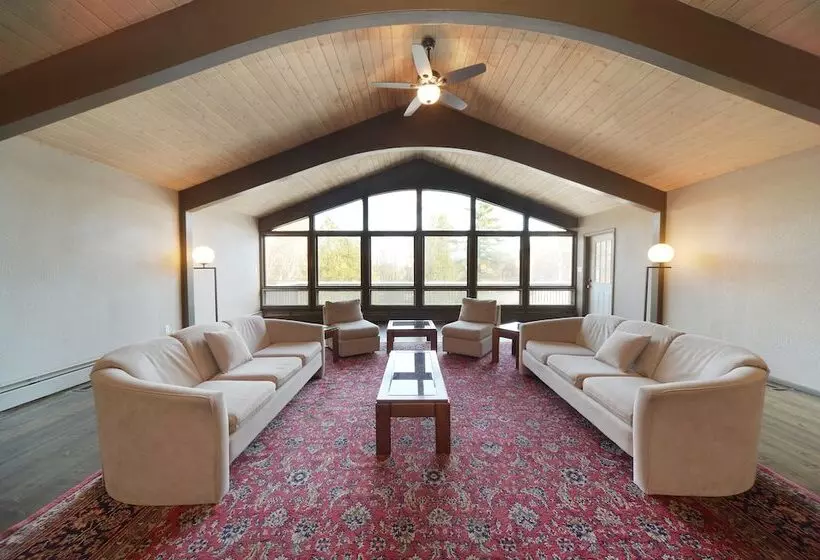 Roaring Brook Ranch Resort