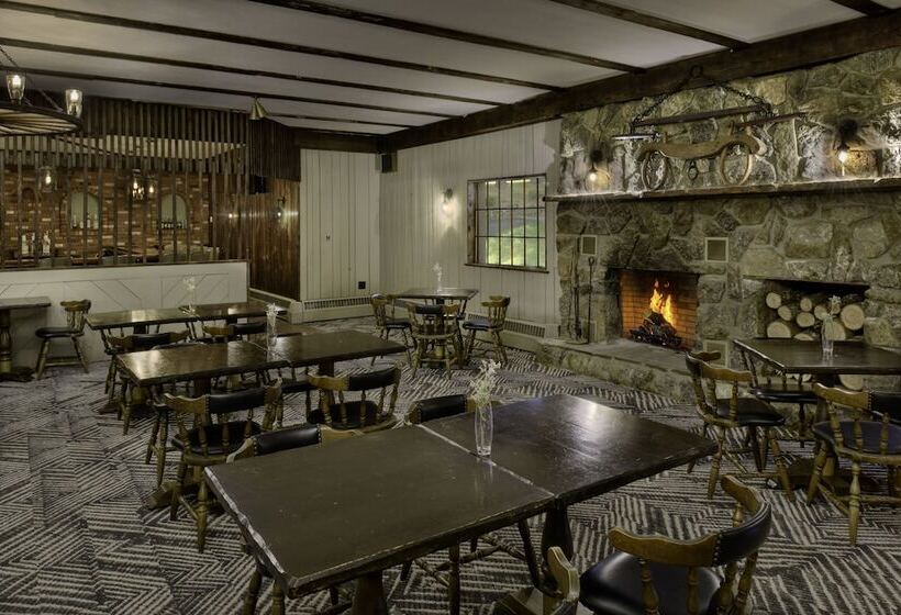 Roaring Brook Ranch Resort