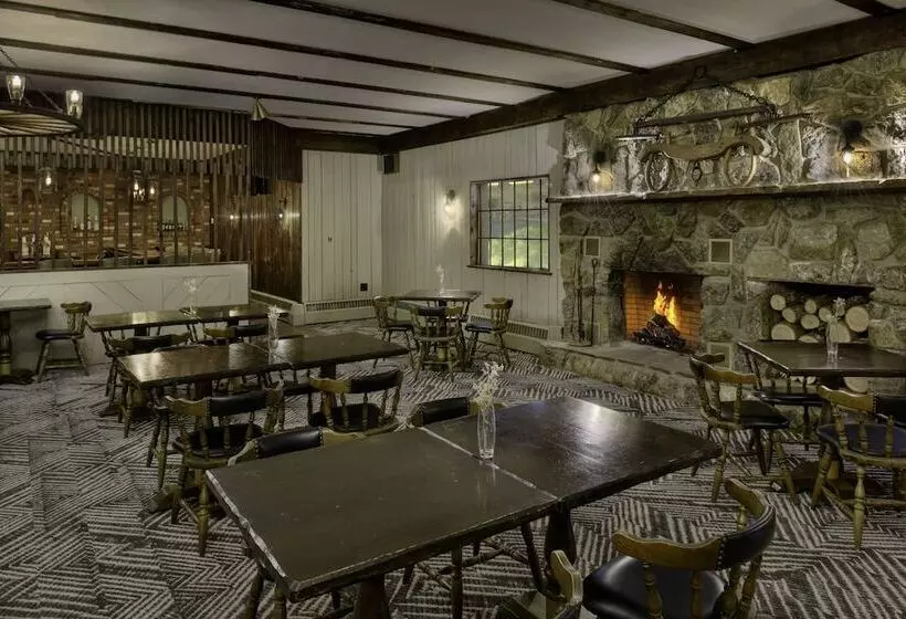 Roaring Brook Ranch Resort