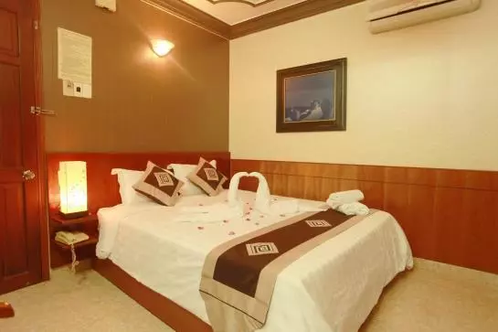 هتل Eden Garden II