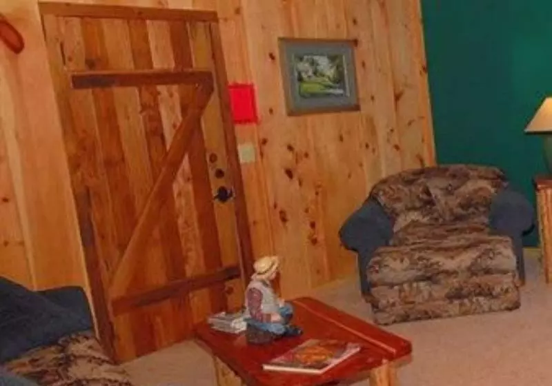 White River Lodge Bed And Breakfast