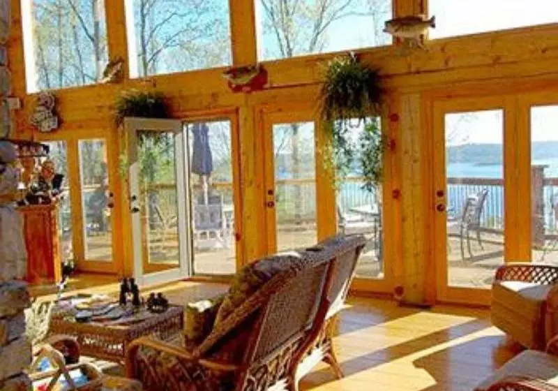 White River Lodge Bed And Breakfast