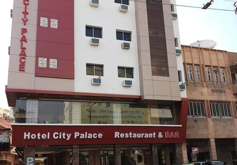 Hotelli City Palace