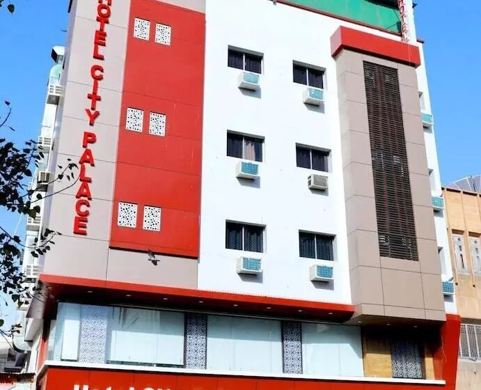 Hotelli City Palace