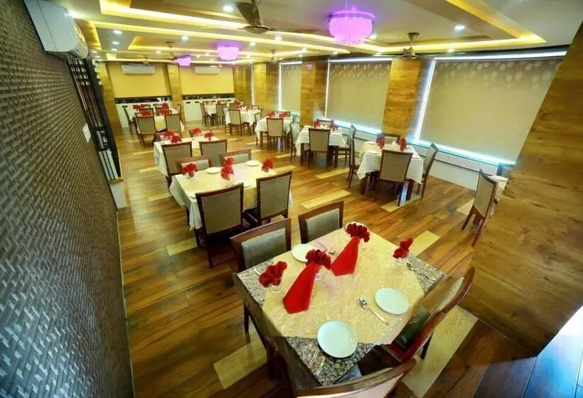 Hotelli City Palace