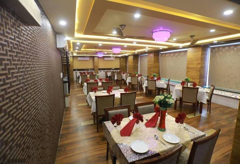 בית מלון כפרי City Palace