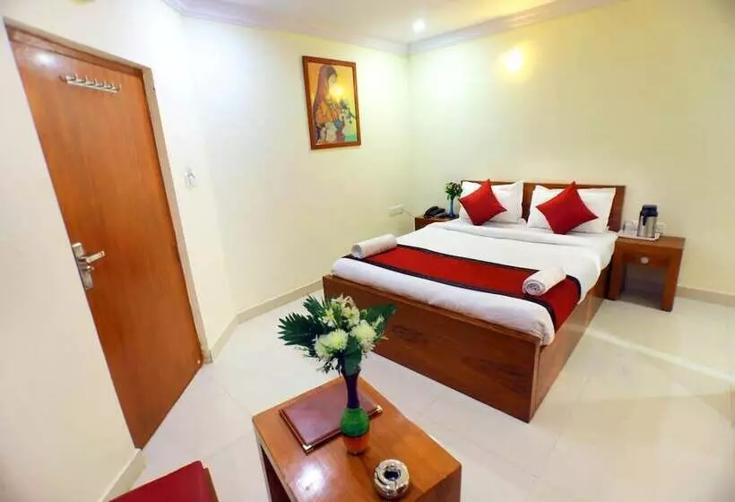 Hotelli City Palace